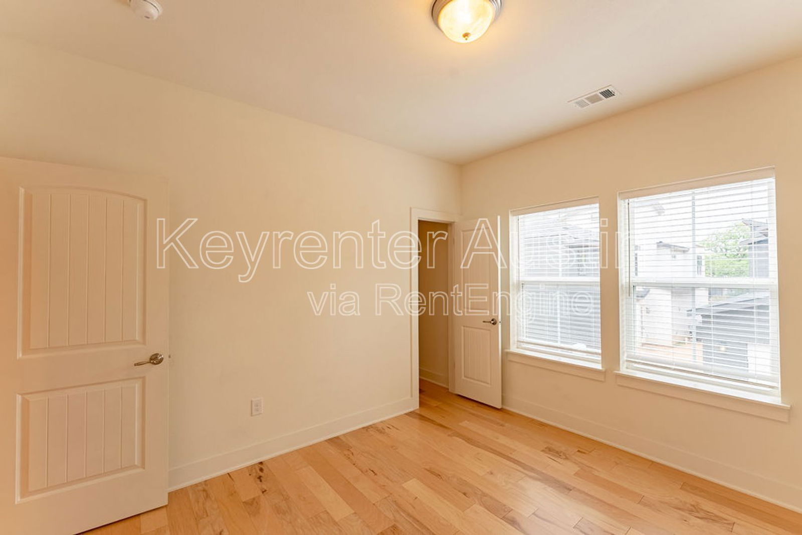Gallery Image 18