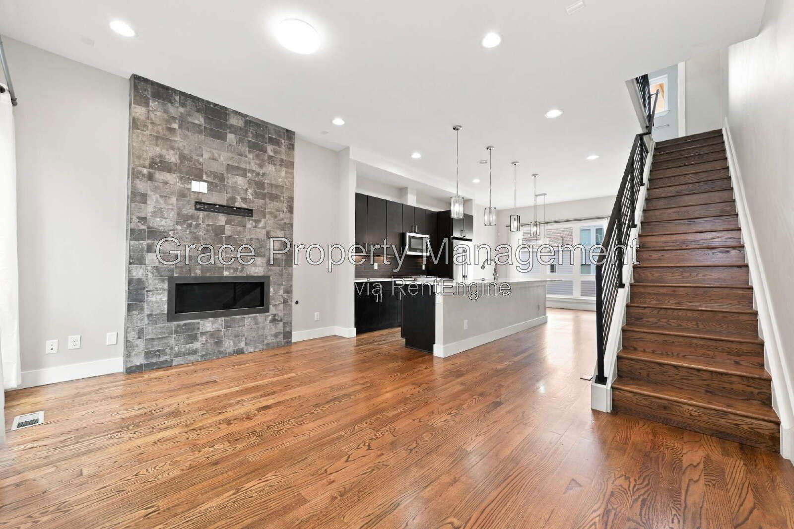 Gallery Image 14