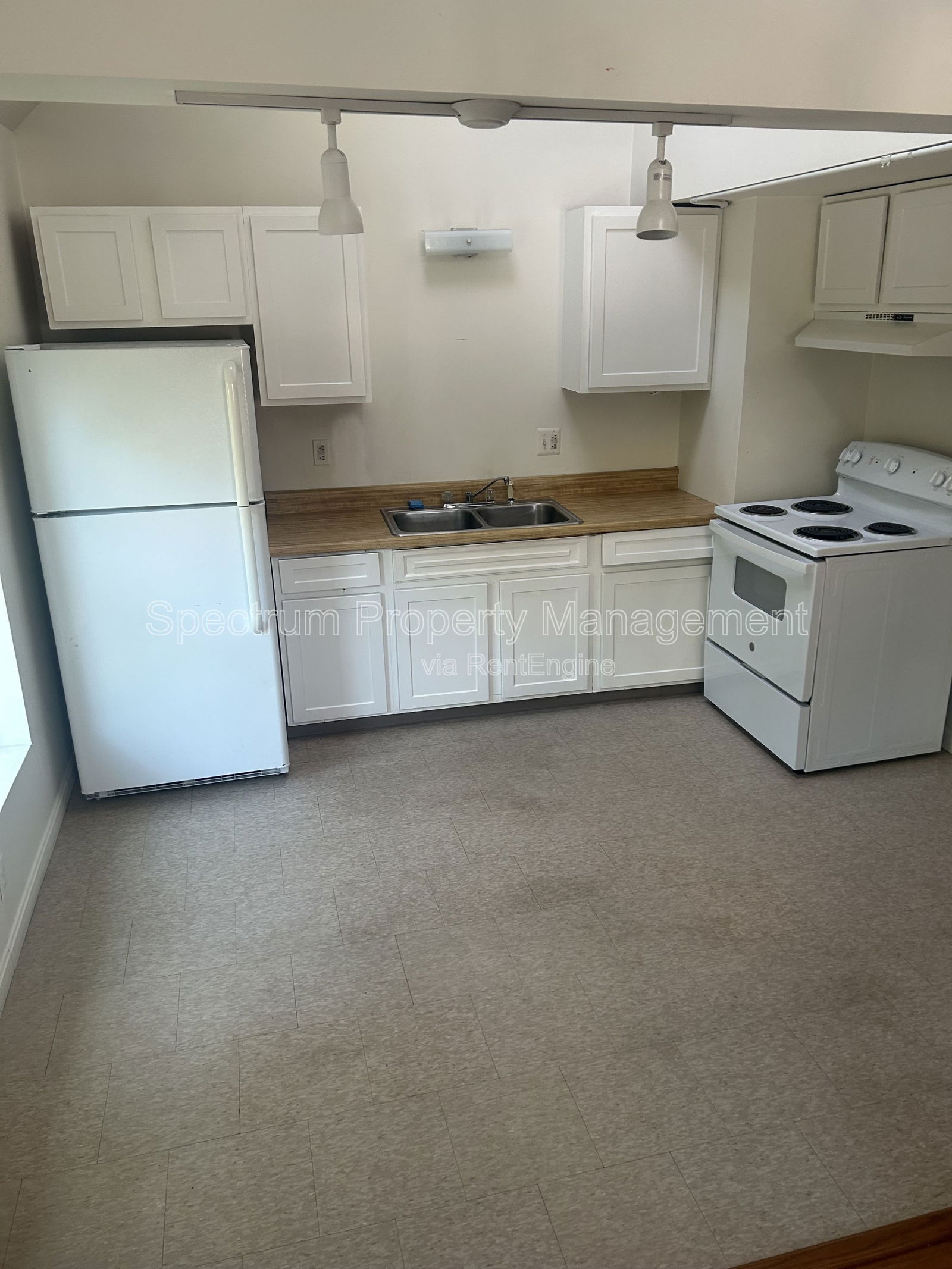 Gallery Image 0