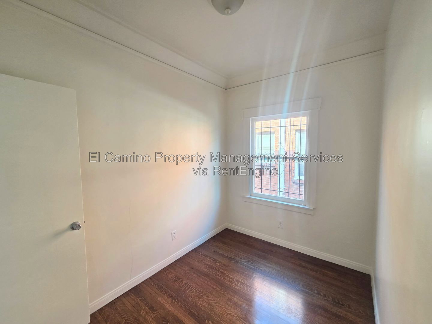 Gallery Image 16