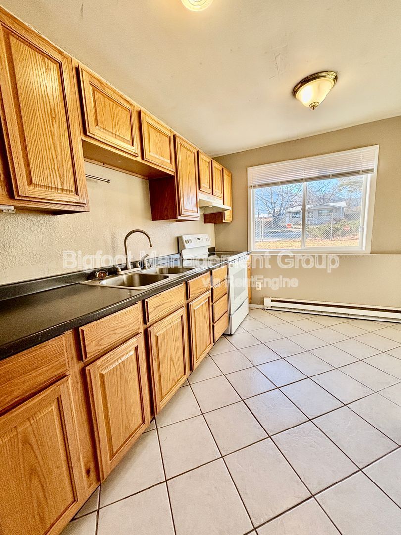 Gallery Image 0