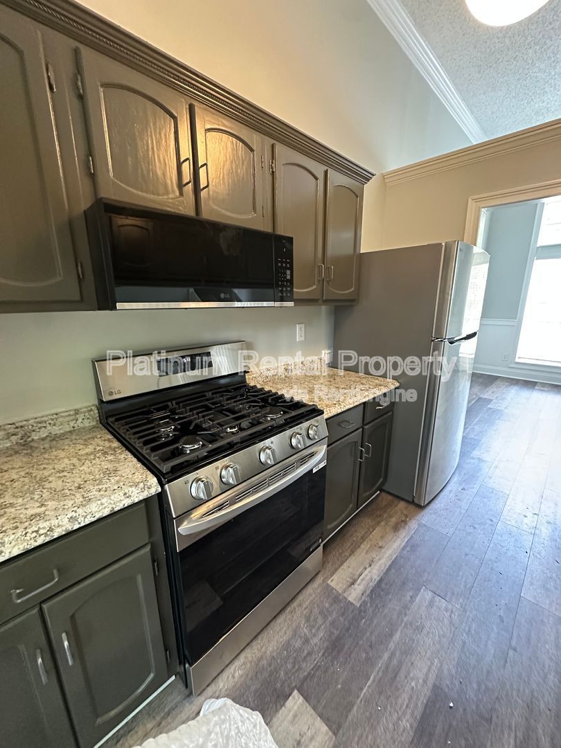 Gallery Image 8