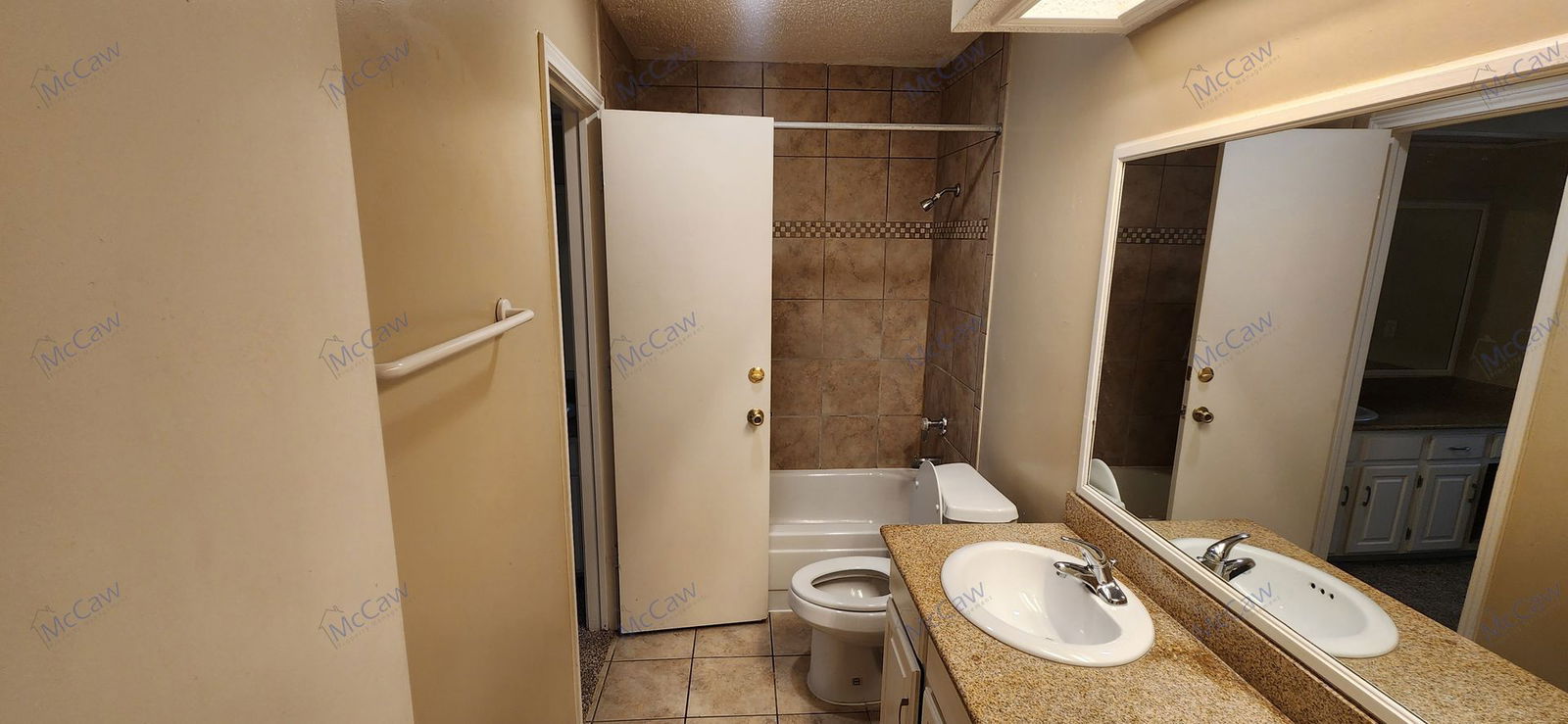 Gallery Image 19