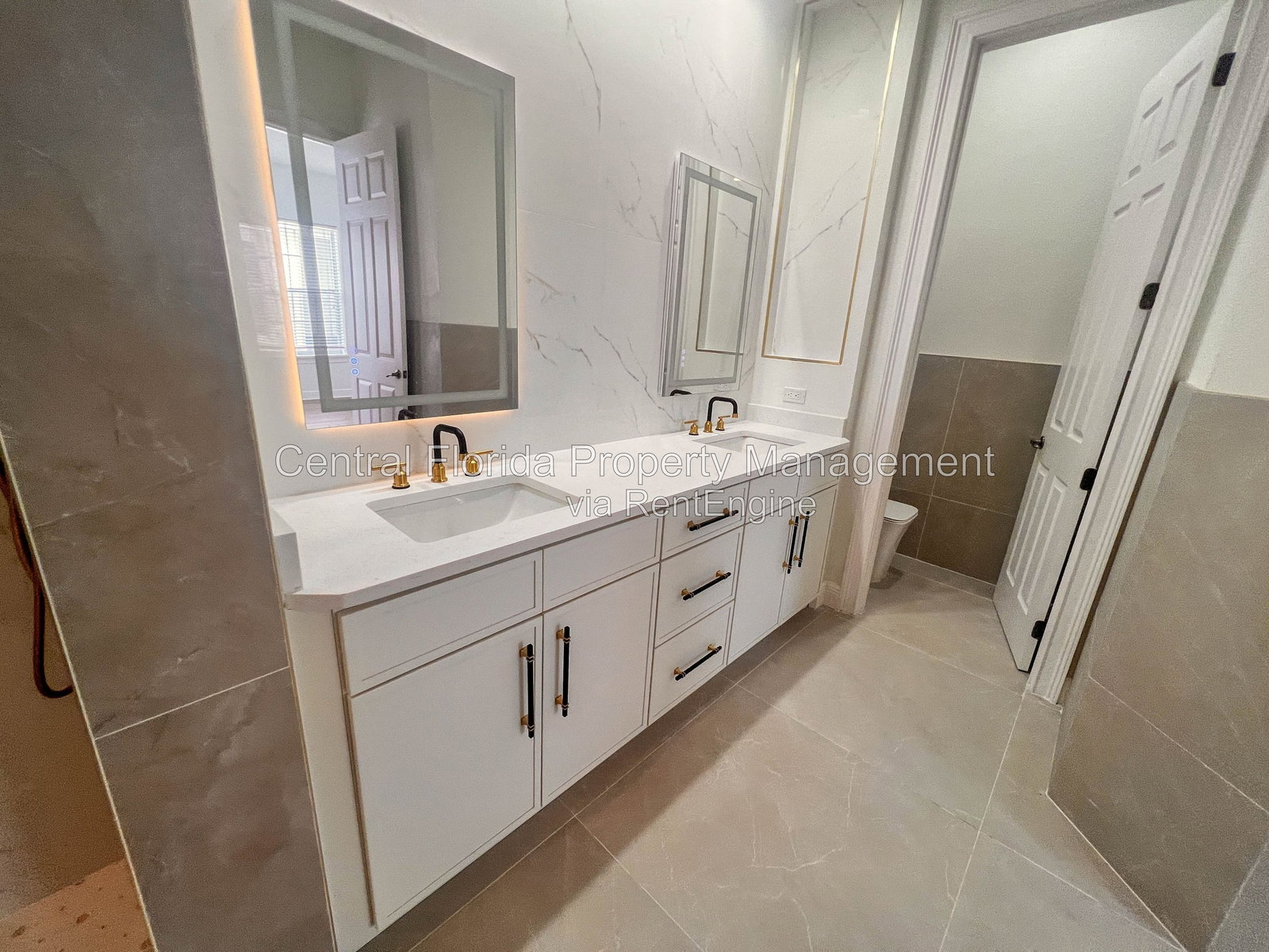 Gallery Image 17
