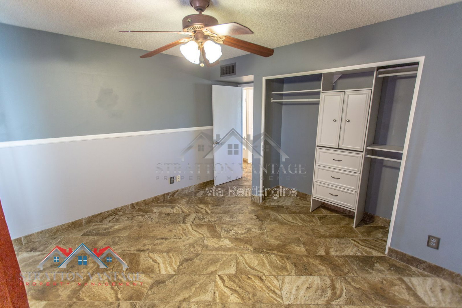 Gallery Image 32