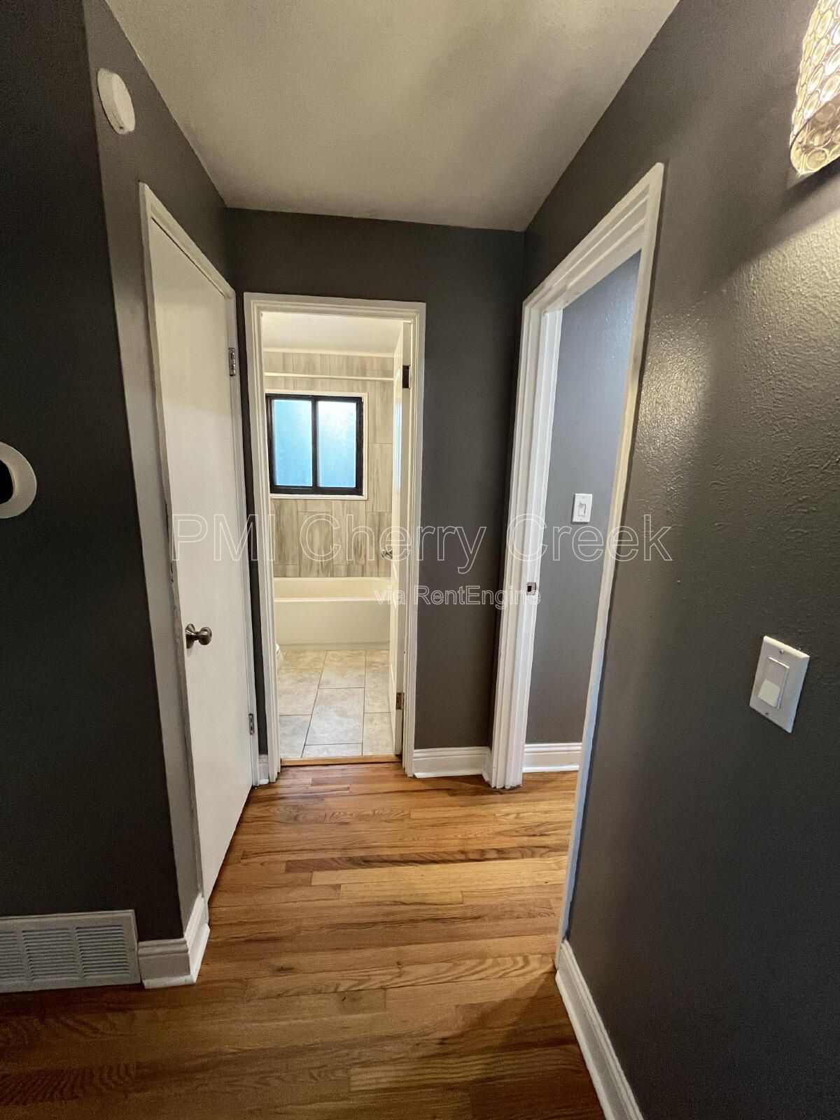 Gallery Image 17