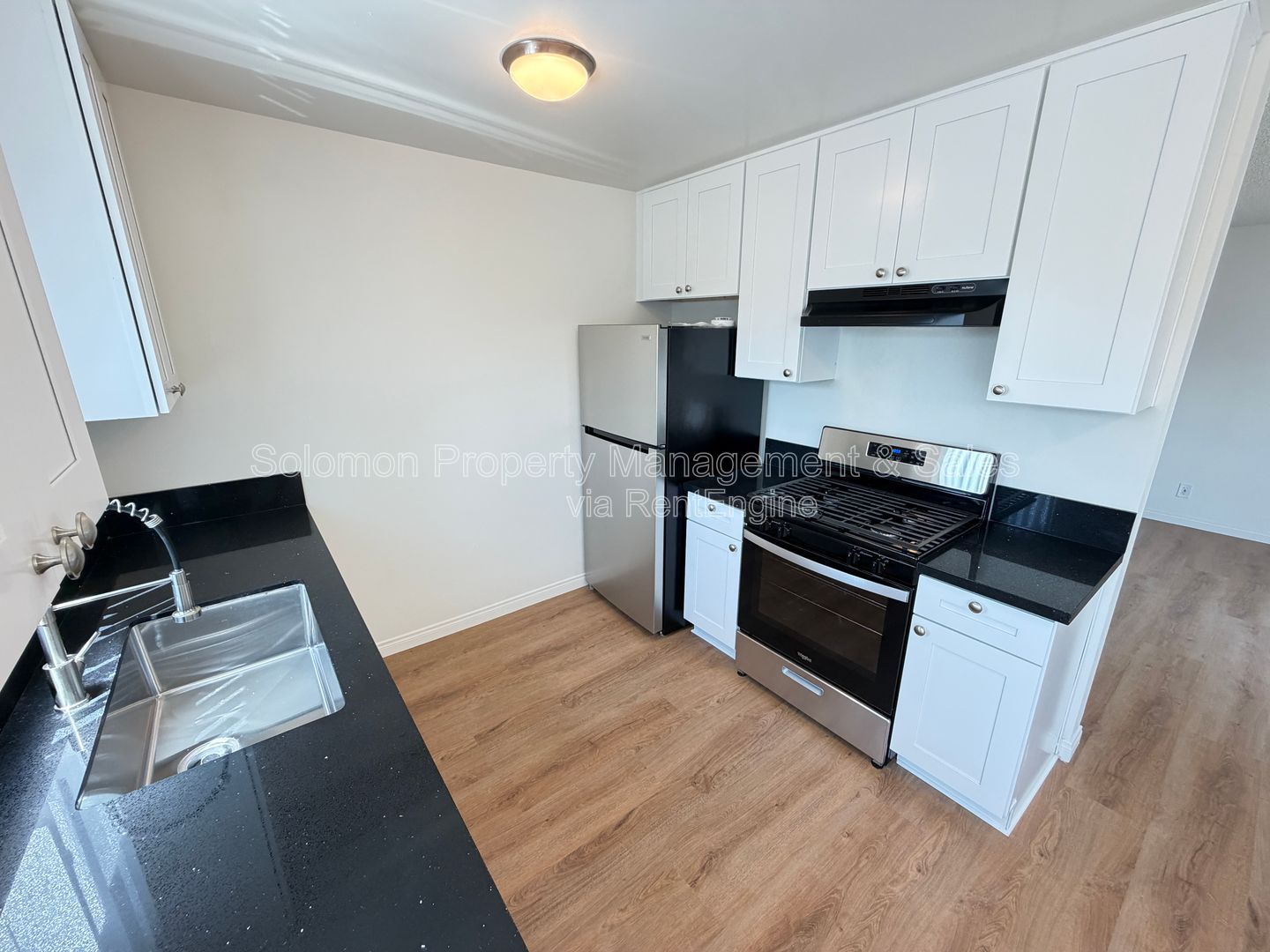 Gallery Image 0