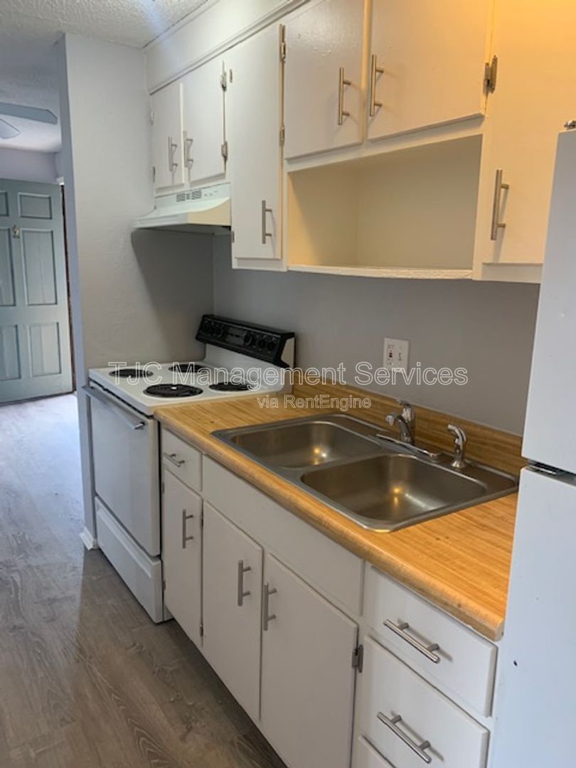 Gallery Image 11