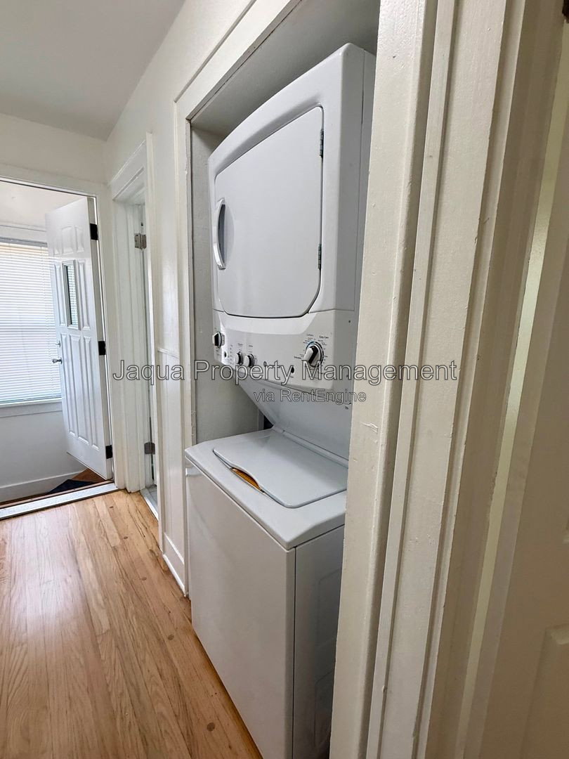 Gallery Image 11