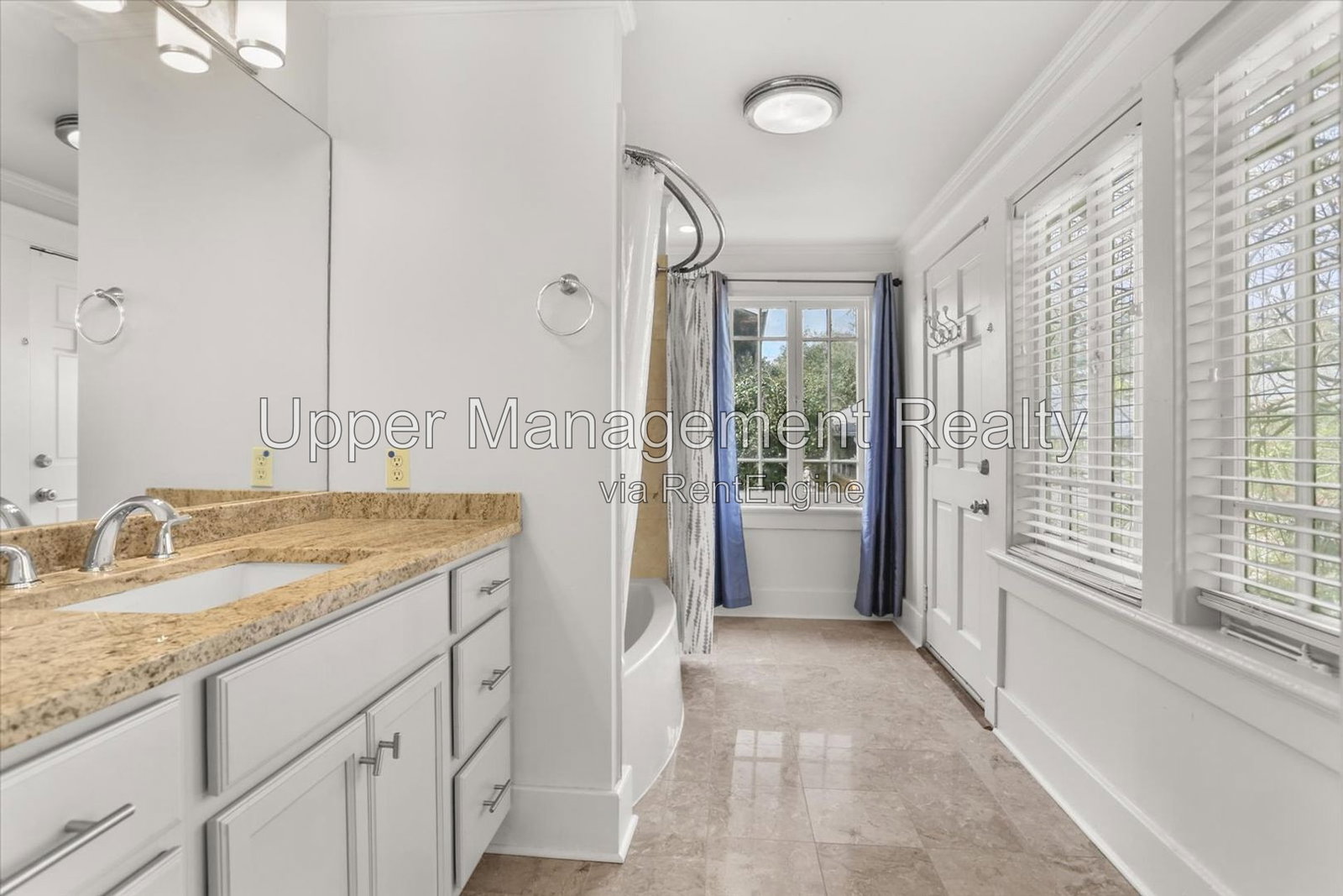 Gallery Image 18