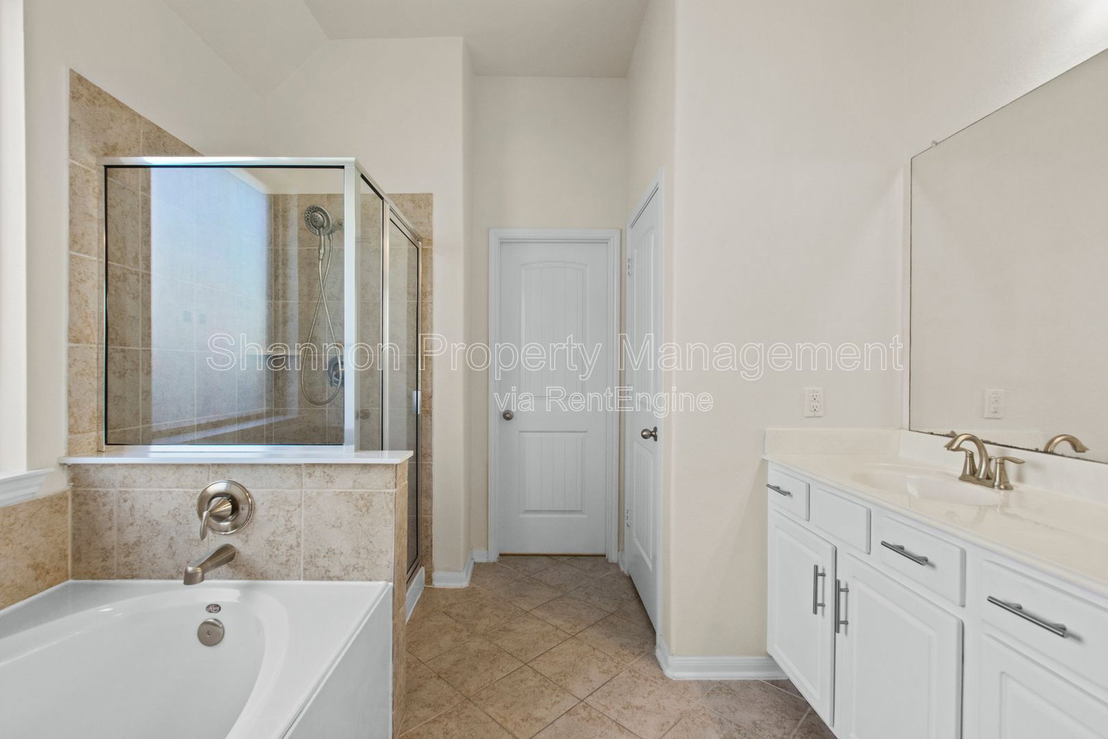 Gallery Image 19