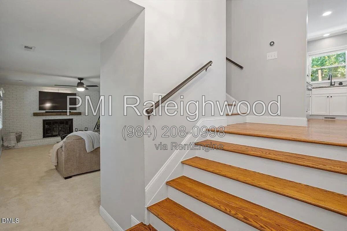 Gallery Image 14