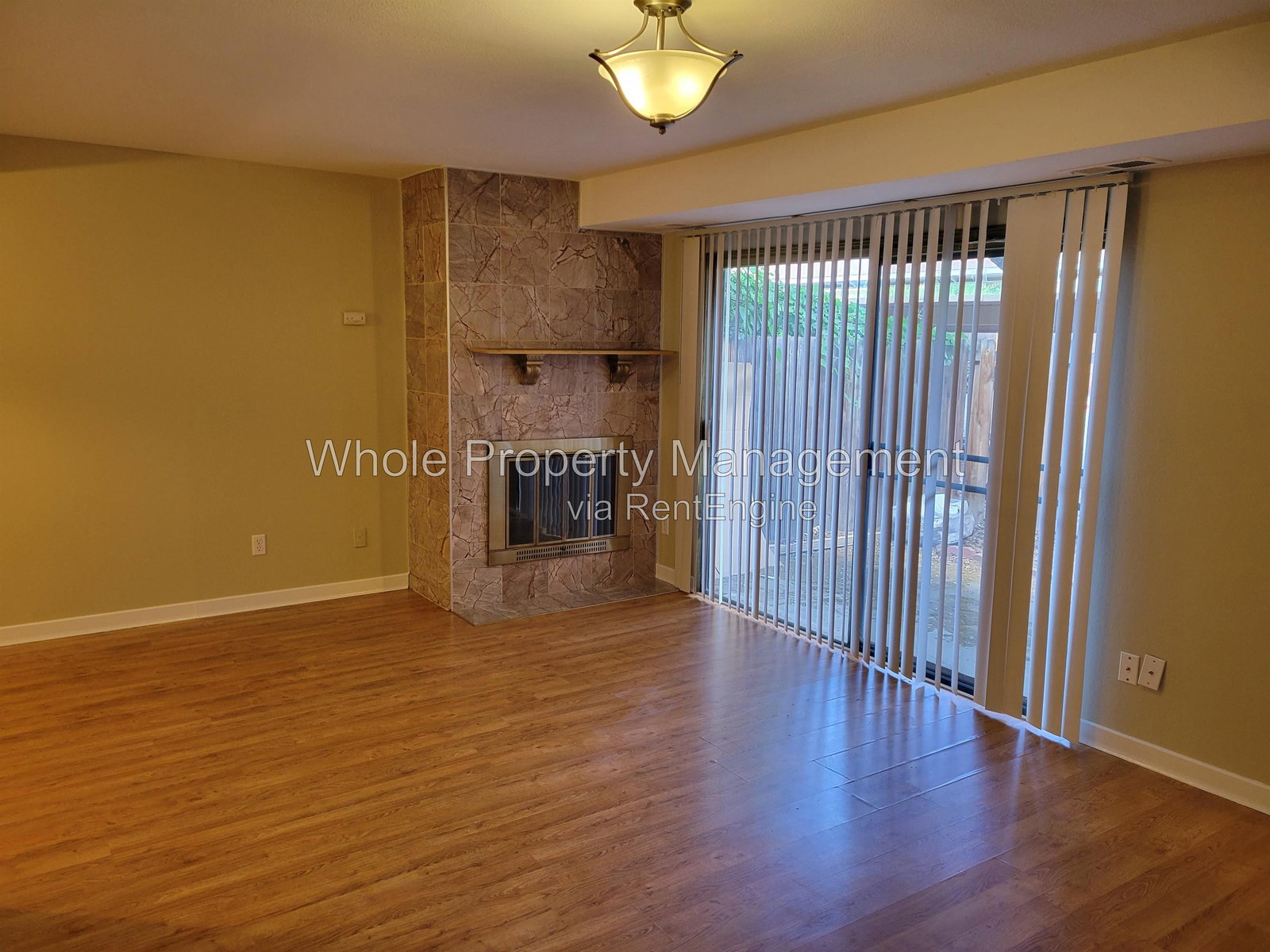 Gallery Image 0