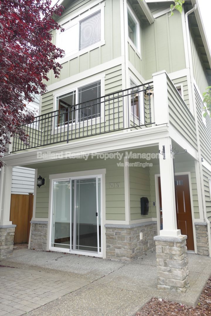 Gallery Image 0