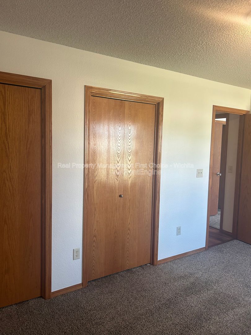 Gallery Image 18