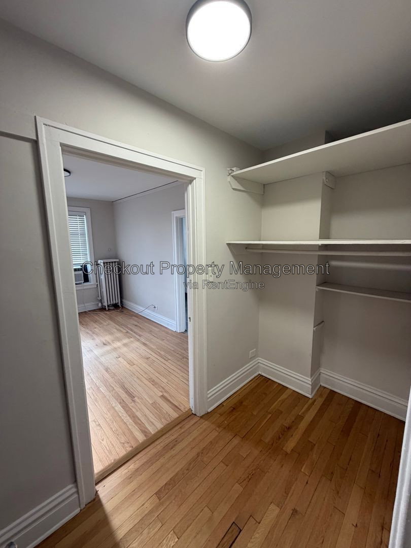 Gallery Image 18
