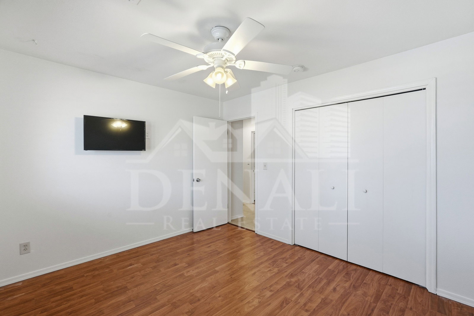 Gallery Image 17
