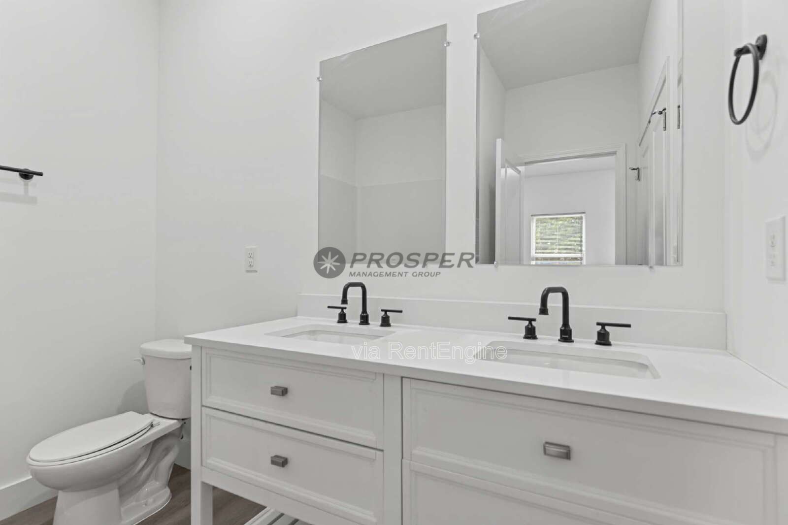 Gallery Image 33