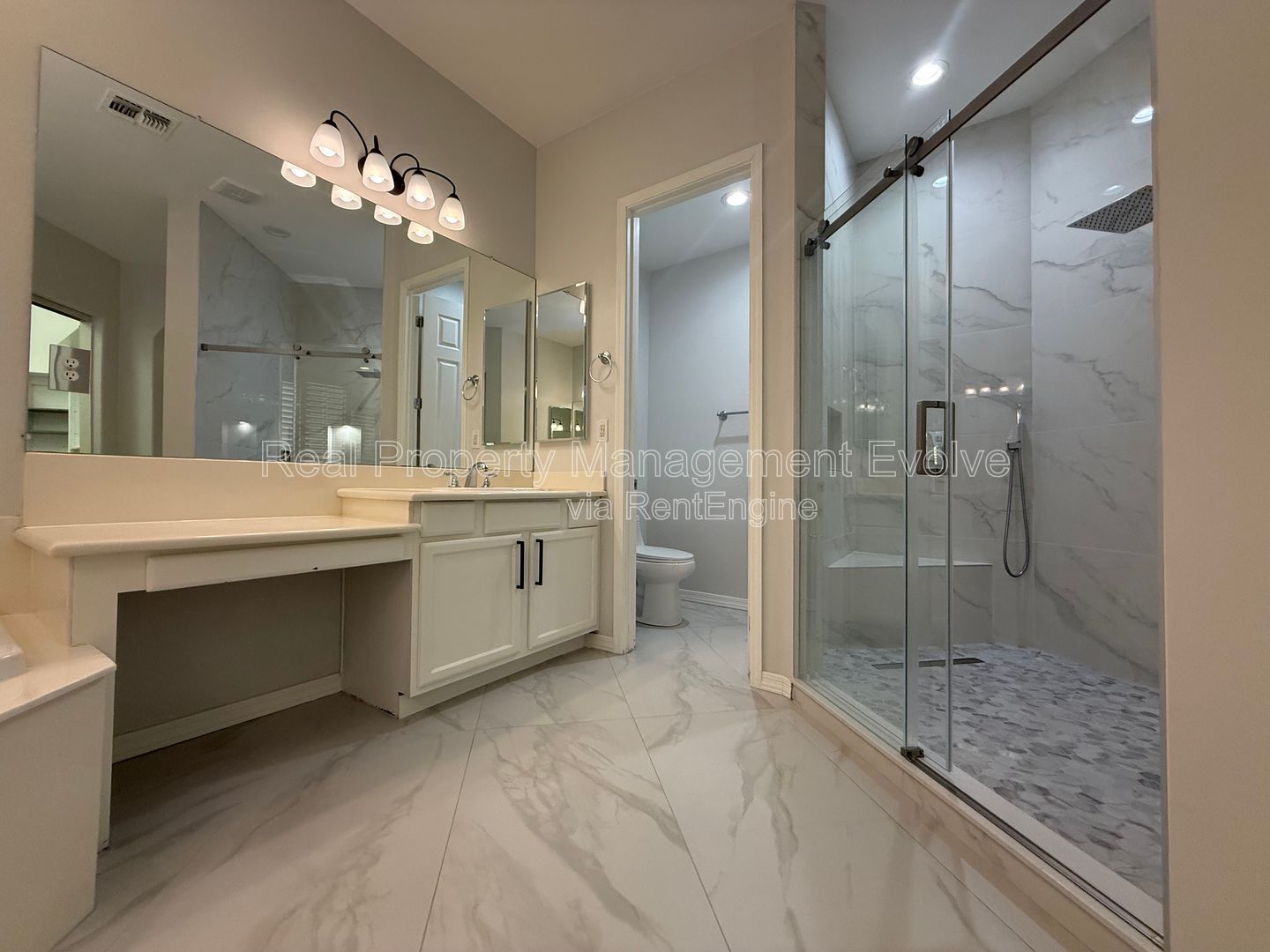 Gallery Image 21