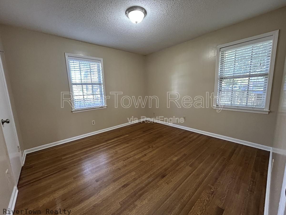 Gallery Image 11