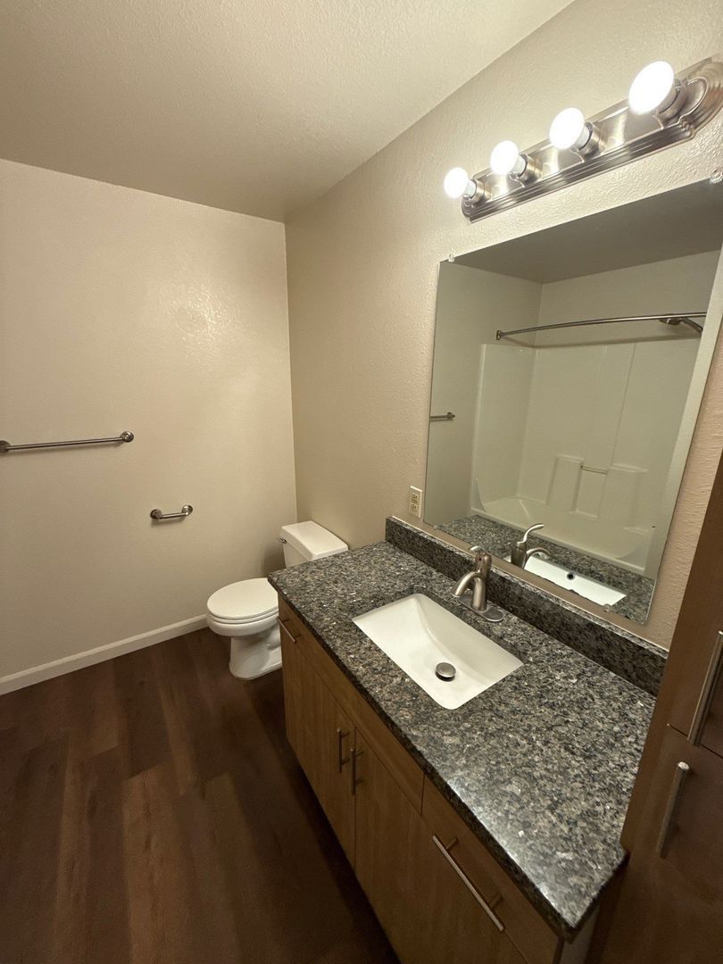 Gallery Image 17
