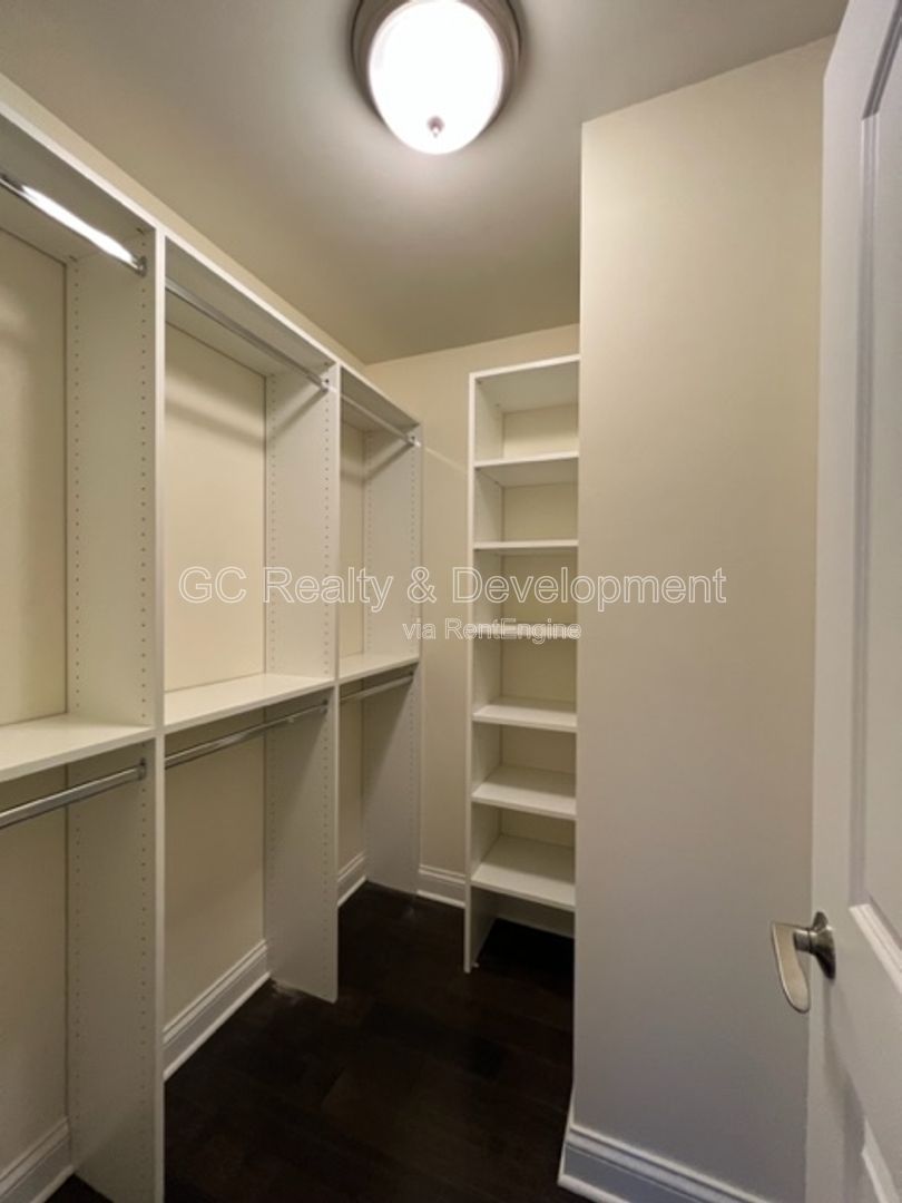 Gallery Image 25