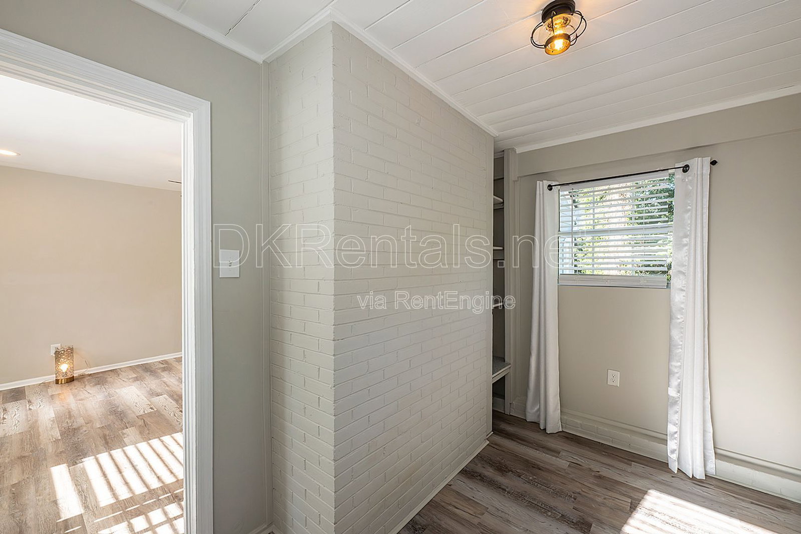 Gallery Image 13