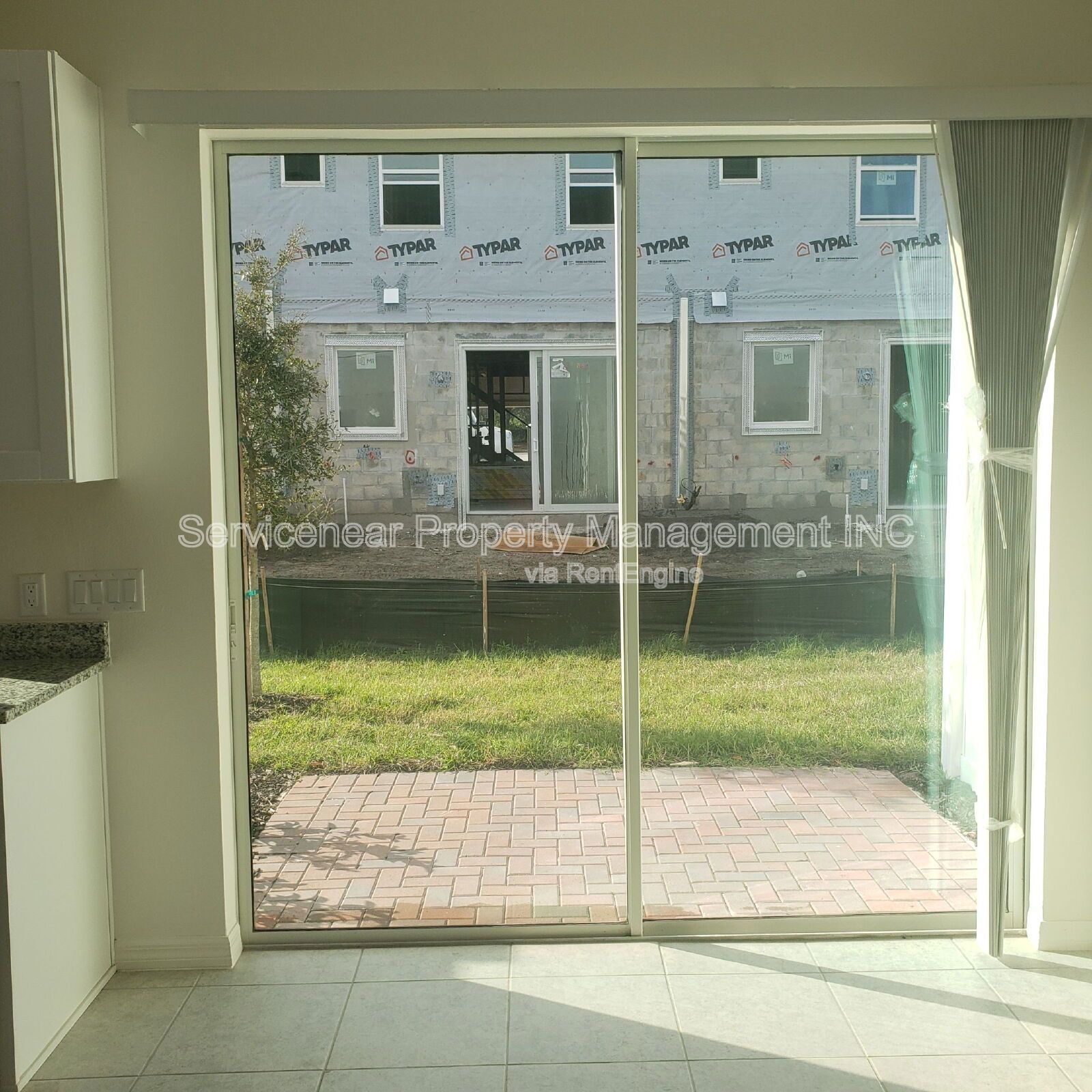 Gallery Image 13