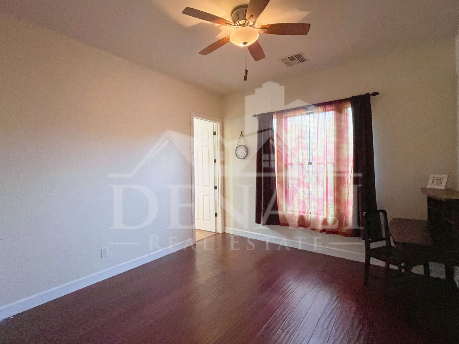 Gallery Image 36