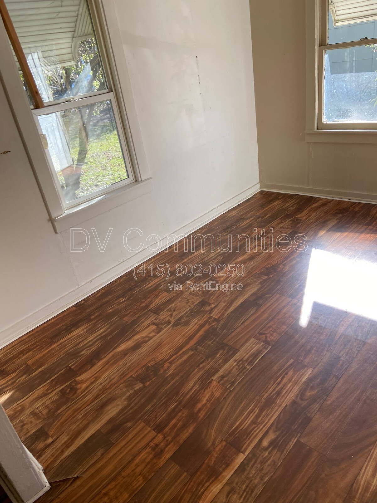 Gallery Image 13