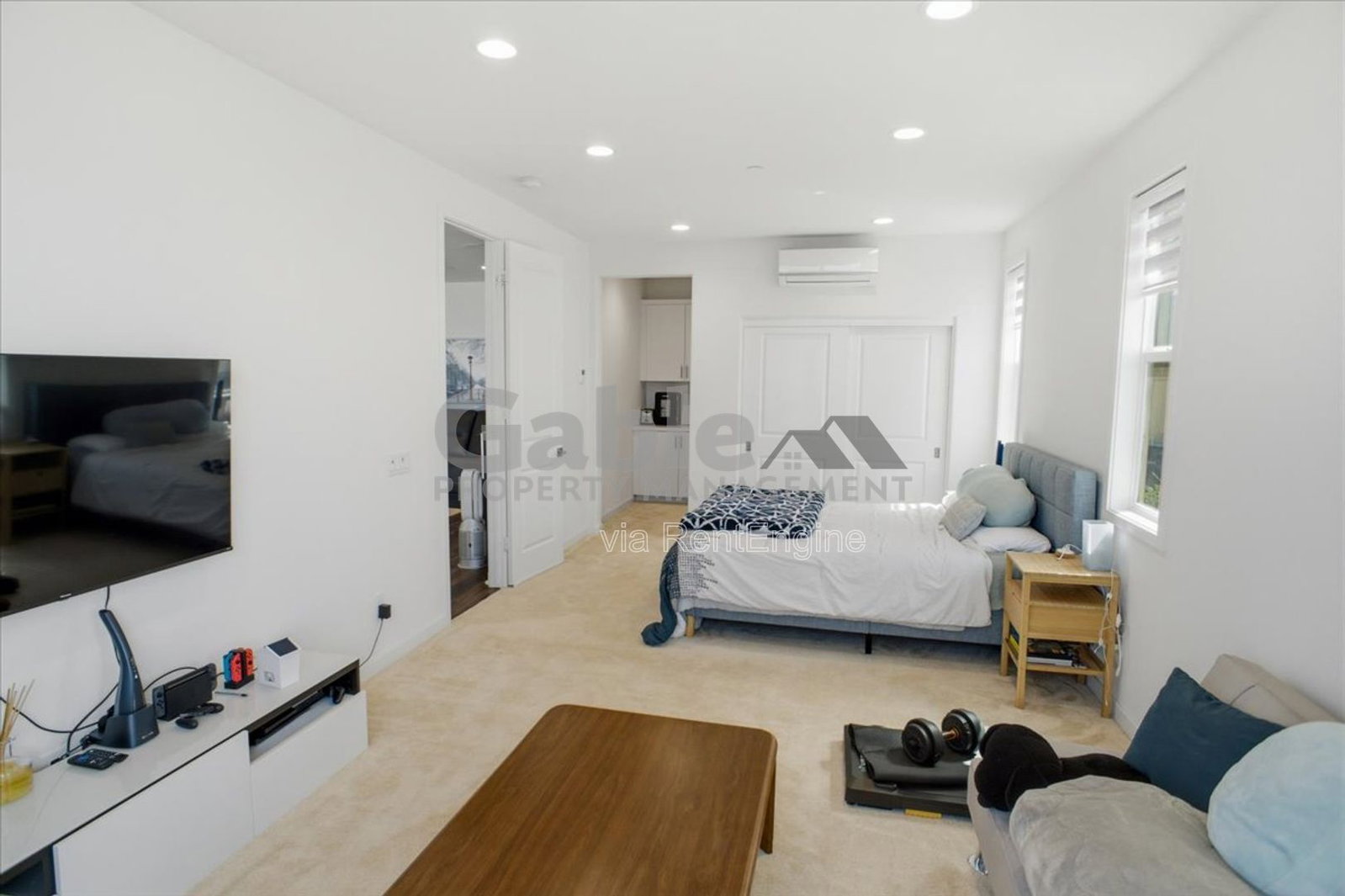 Gallery Image 10