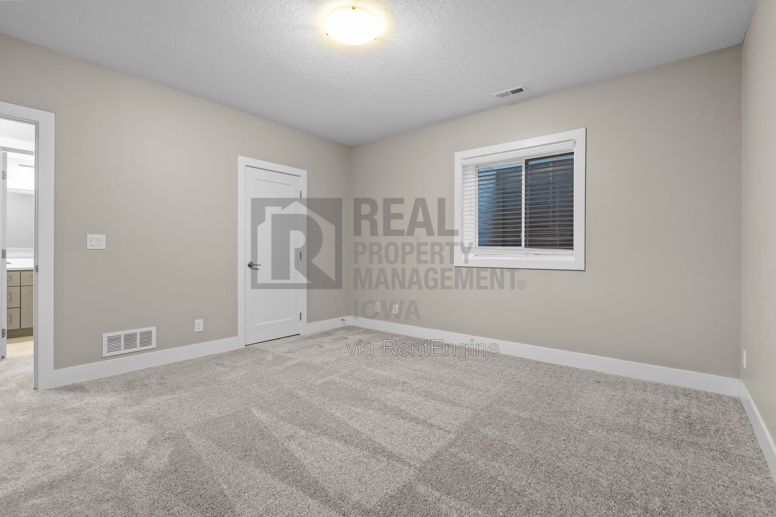 Gallery Image 30