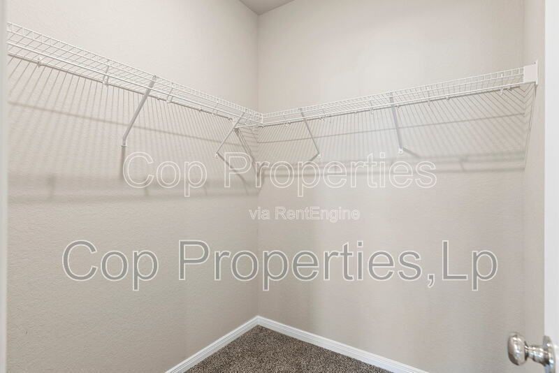 Gallery Image 31