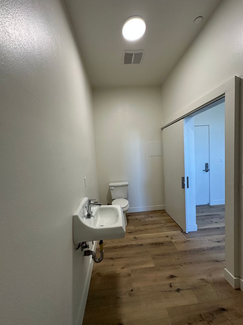 Gallery Image 9