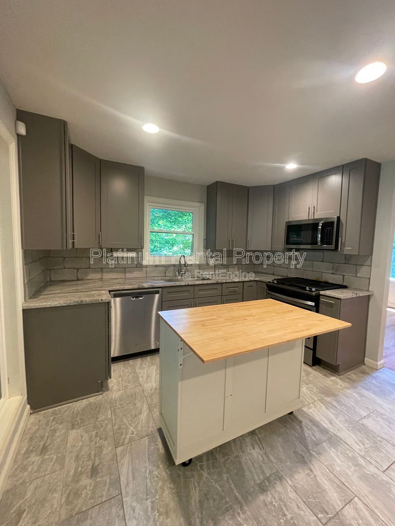 Gallery Image 25
