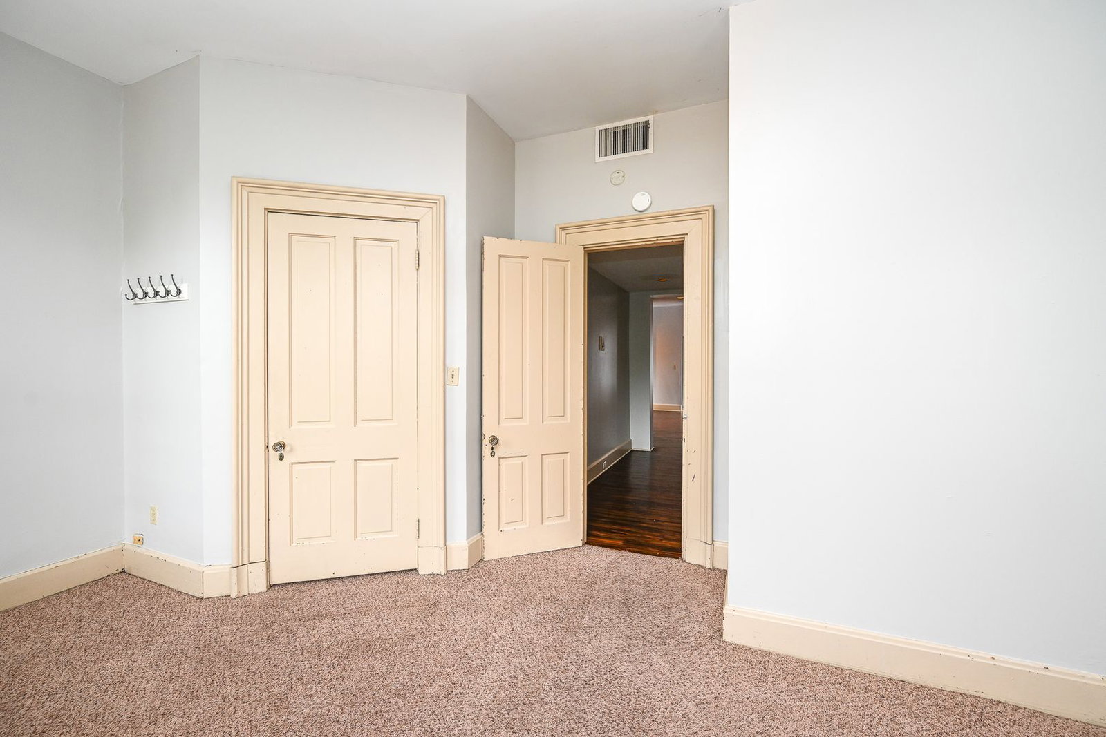 Gallery Image 19