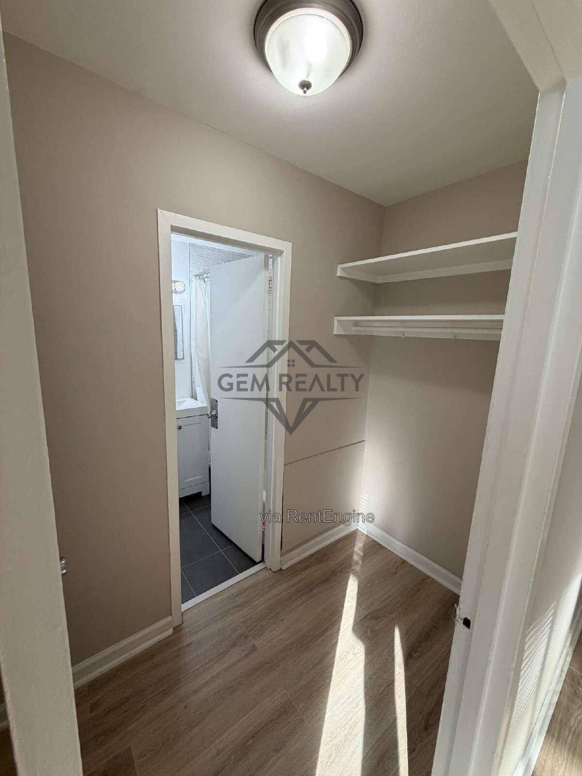 Gallery Image 20