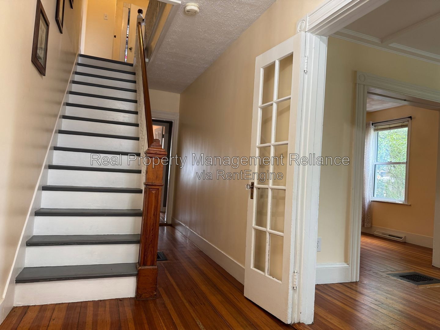 Gallery Image 0