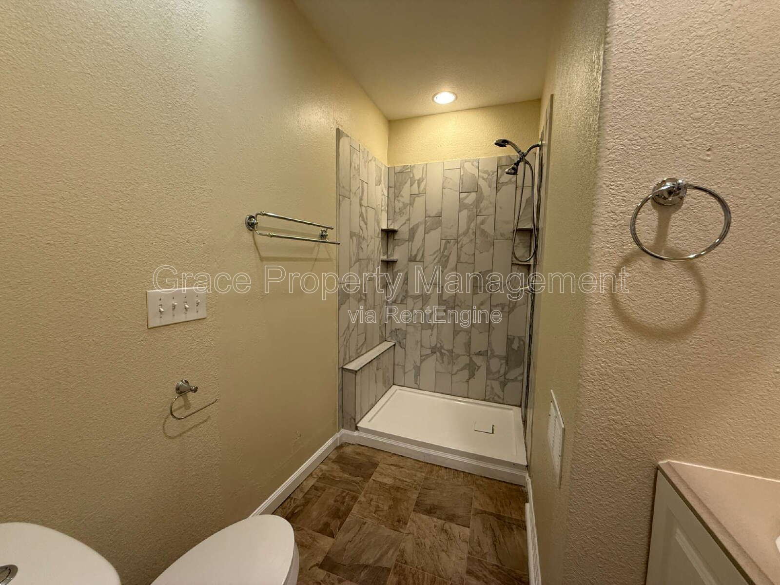 Gallery Image 32