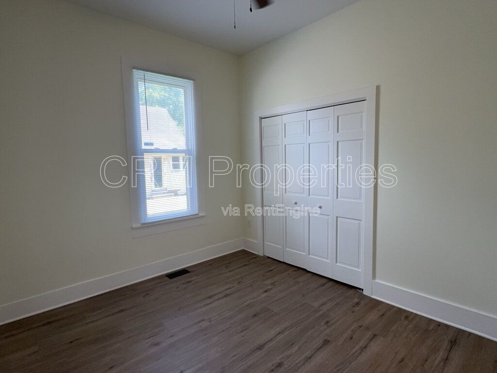 Gallery Image 18