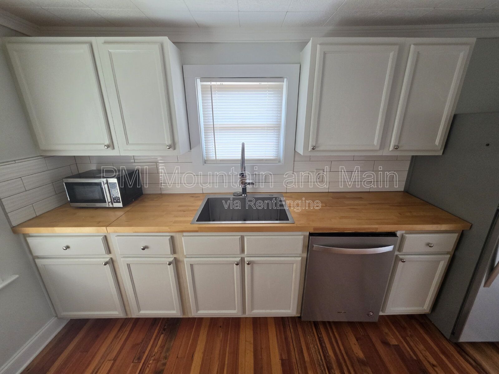Gallery Image 15