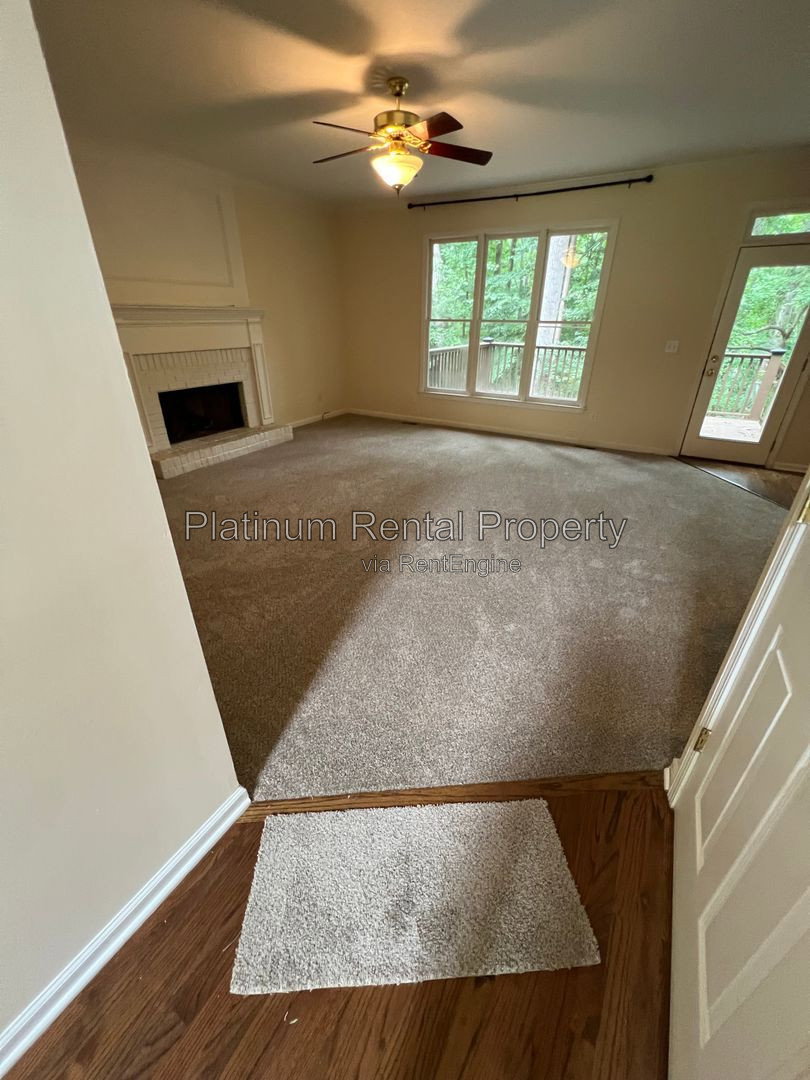 Gallery Image 22