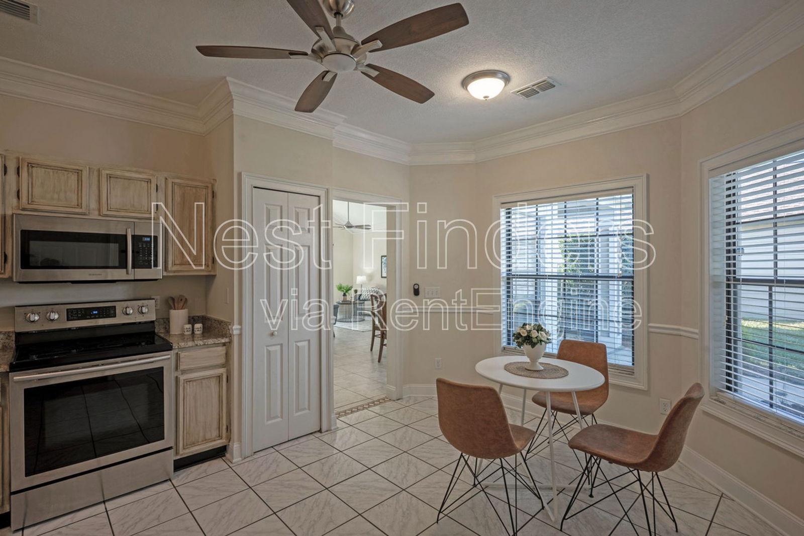 Gallery Image 16