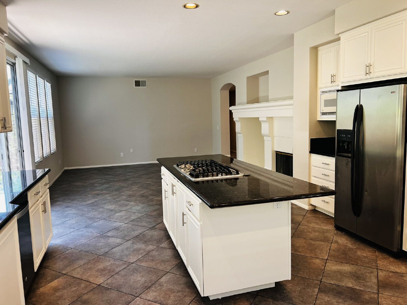 Gallery Image 13