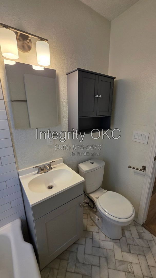 Gallery Image 13