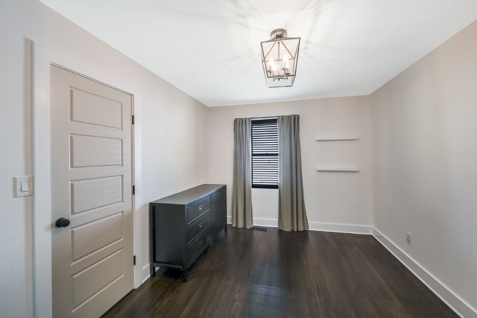 Gallery Image 19