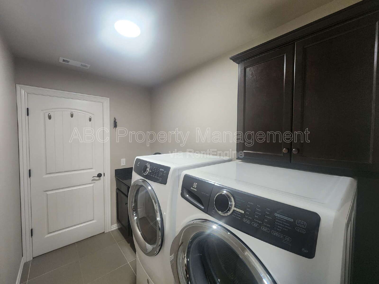 Gallery Image 41