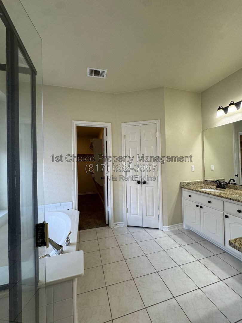 Gallery Image 23