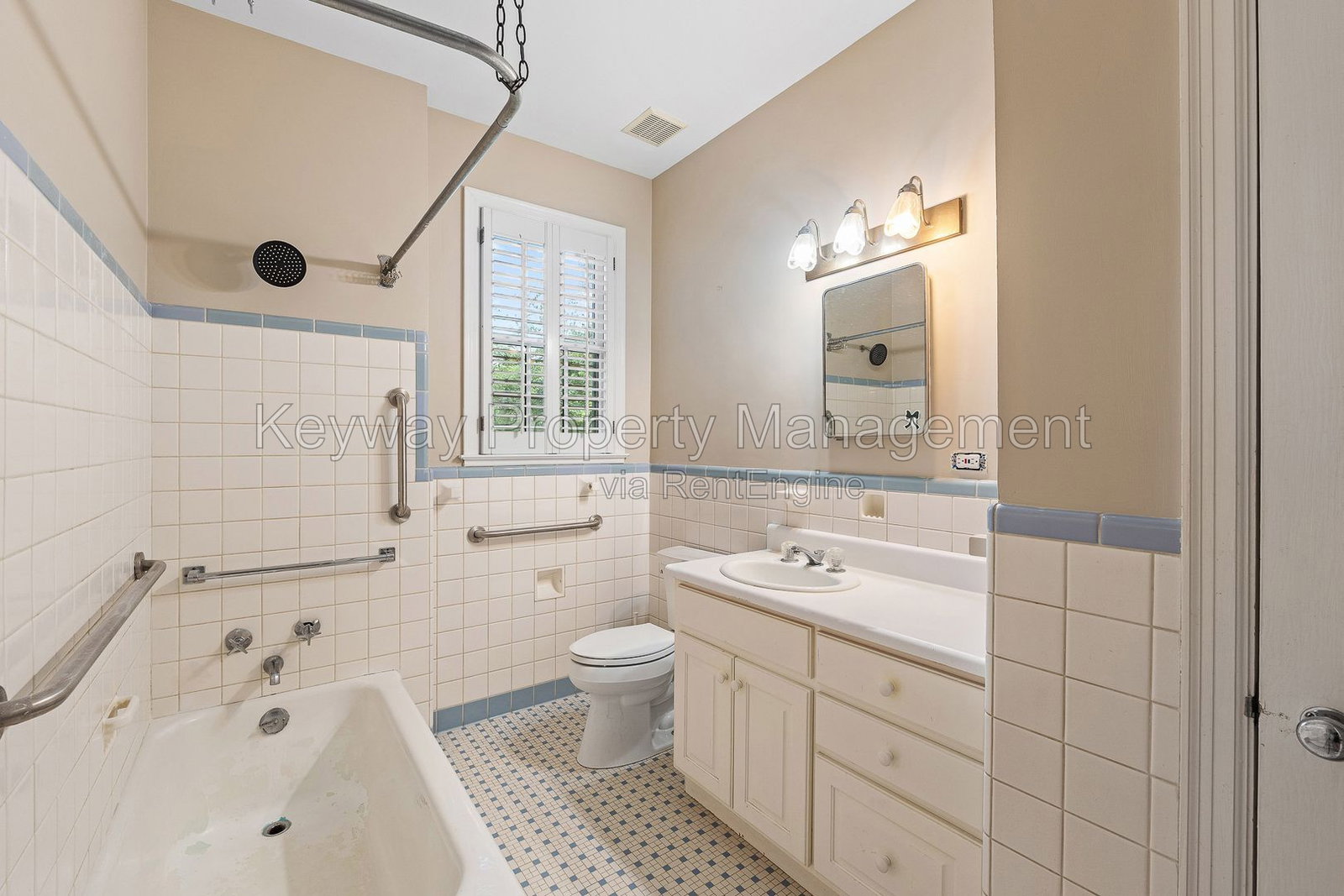 Gallery Image 16