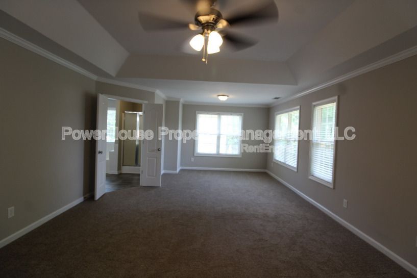 Gallery Image 23
